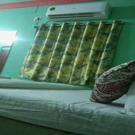 Hotel O Palace Inn Near Acropolis Mall Jādabpur Exteriér fotografie